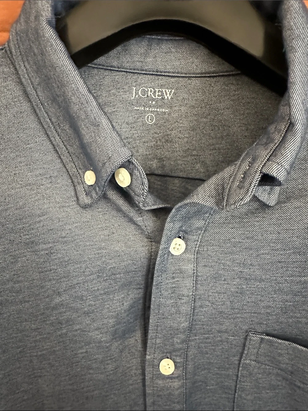 J. Crew Men's Heathered Blue Button-Down Pocket Shirt
